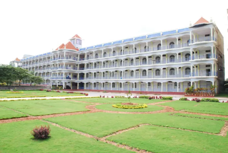 Vishwamanava PU College Chitradurga